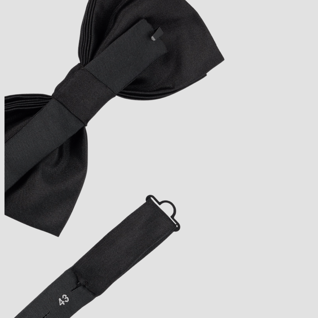 Boss Pure Silk Jacquard H-Bow Tie in Black