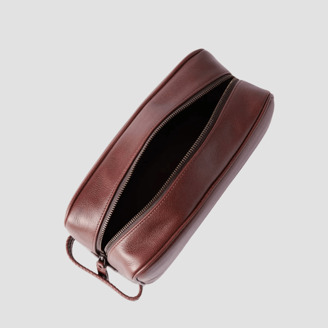 R.M. Williams Farrier Signature Washbag in Whiskey Leather - In Store Only
