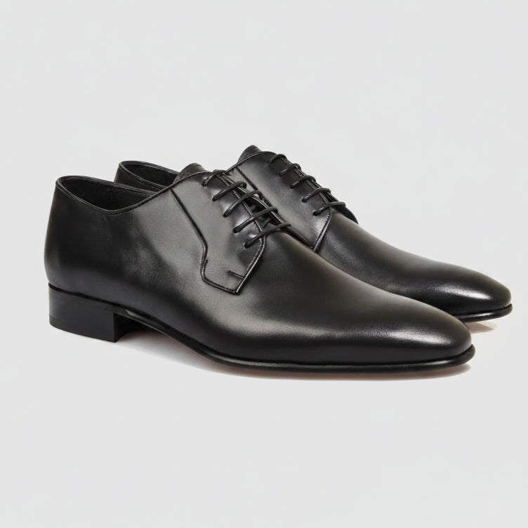 Men’s Ellis Derby shoes by Brando, crafted from polished leather with a chisel toe and stacked heel.