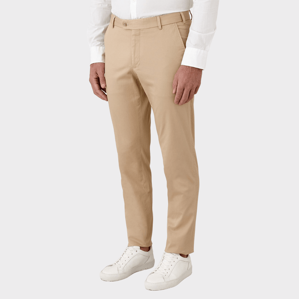 Flinders Mens Tailored Fit Burleigh Chino Pant in Sand