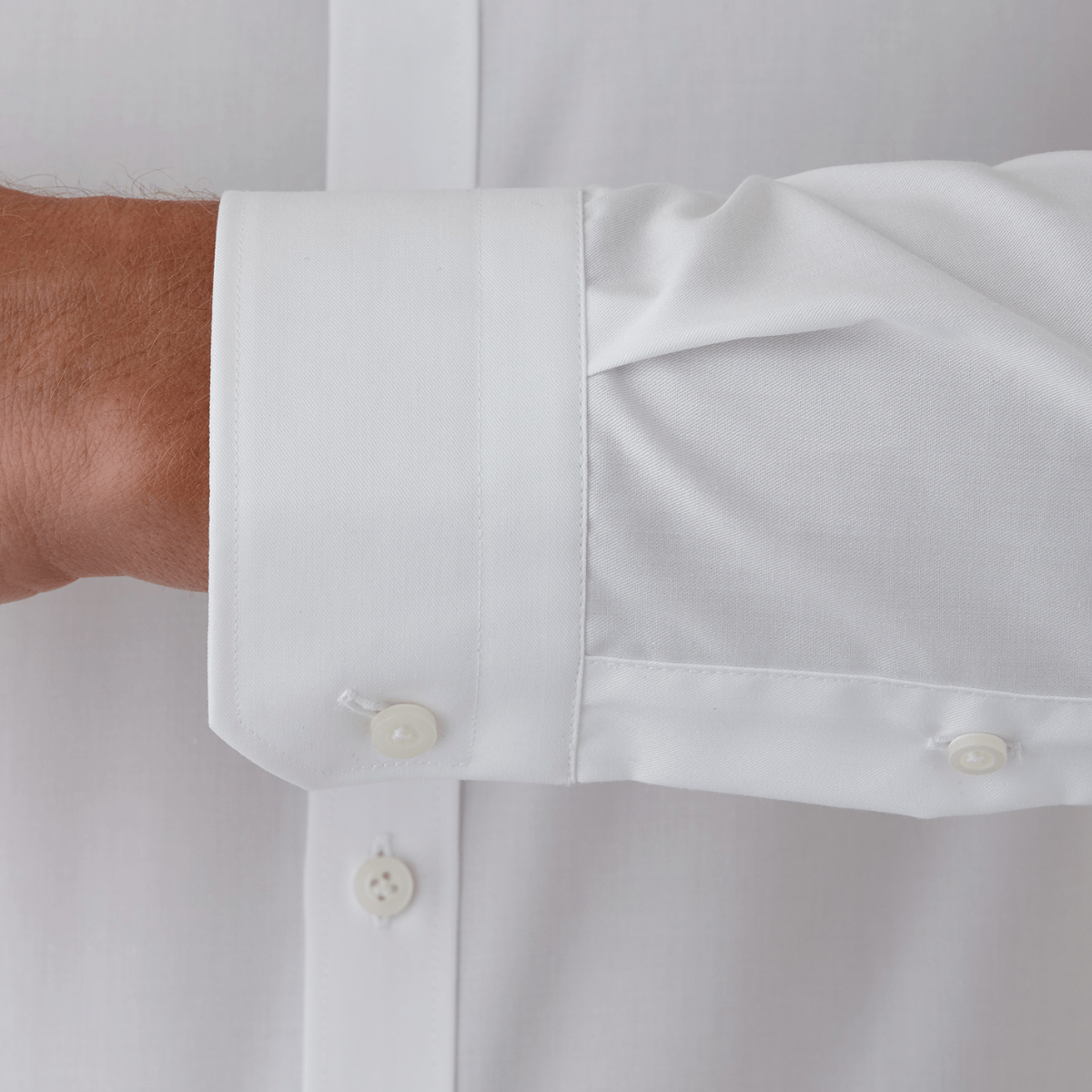 Gibson Slim Fit Fierce Shirt in White Cotton Blend