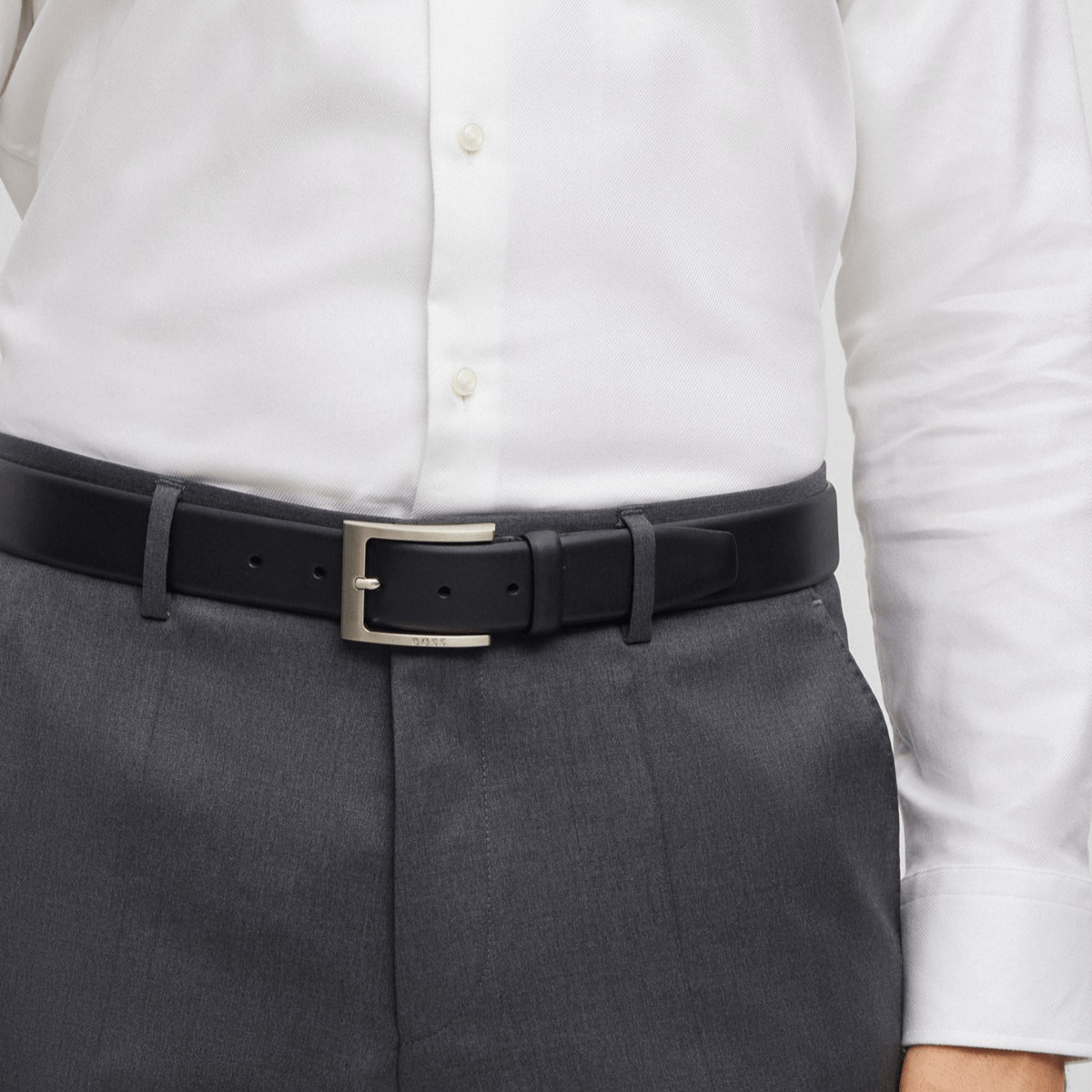 Hugo Boss Barnabie Mens Leather Belt with Brushed Silver Hardware in Black