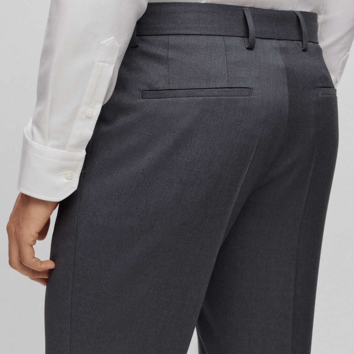 Hugo Boss Classic Fit Lenon Suit Trouser in Dark Grey Pure Wool