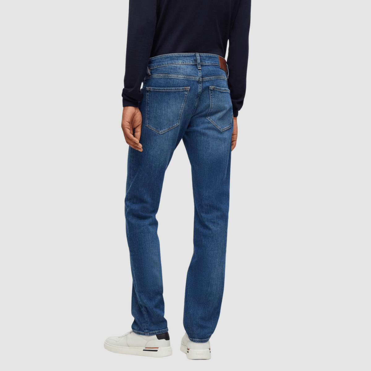 Hugo Boss Classic Fit Mens Jeans in Navy Comfort-Stretch Denim