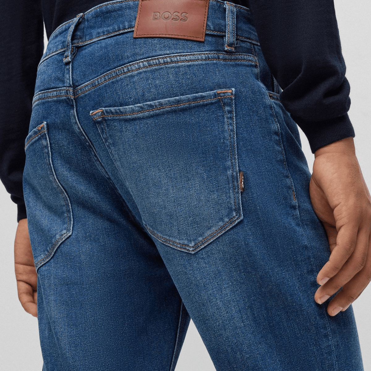 Hugo Boss Classic Fit Mens Jeans in Navy Comfort-Stretch Denim