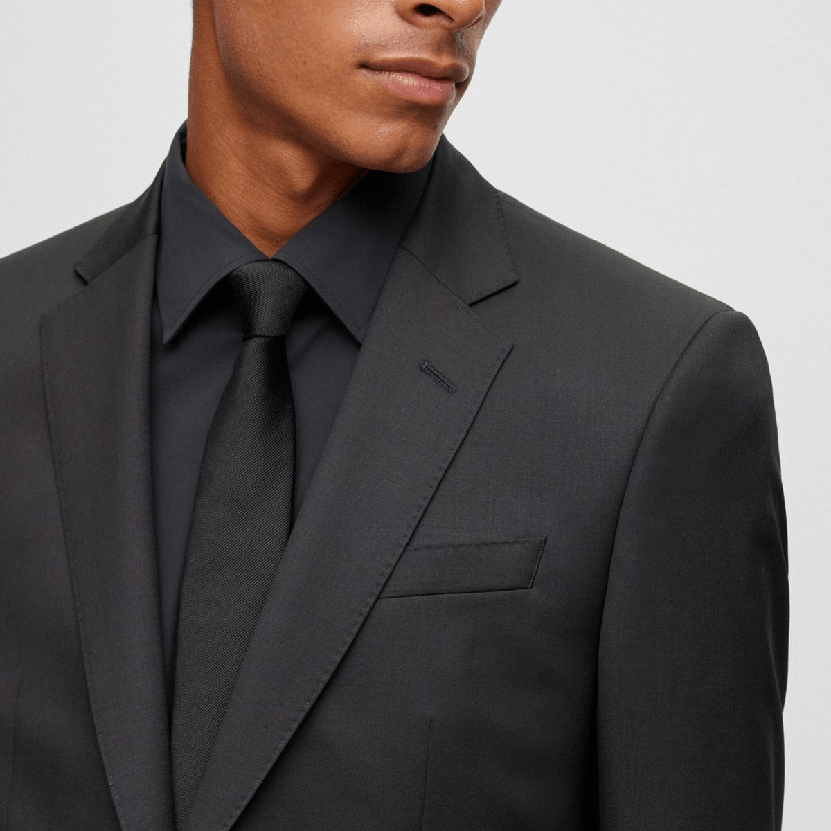 Hugo Boss Slim Fit Huge Suit in Black Pure Virgin Wool