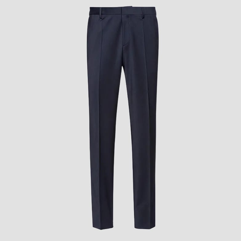 Dark blue Henry‑Getlin suit by Hugo—slim fit, shawl lapel, semi‑canvas jacket and preset sizing.