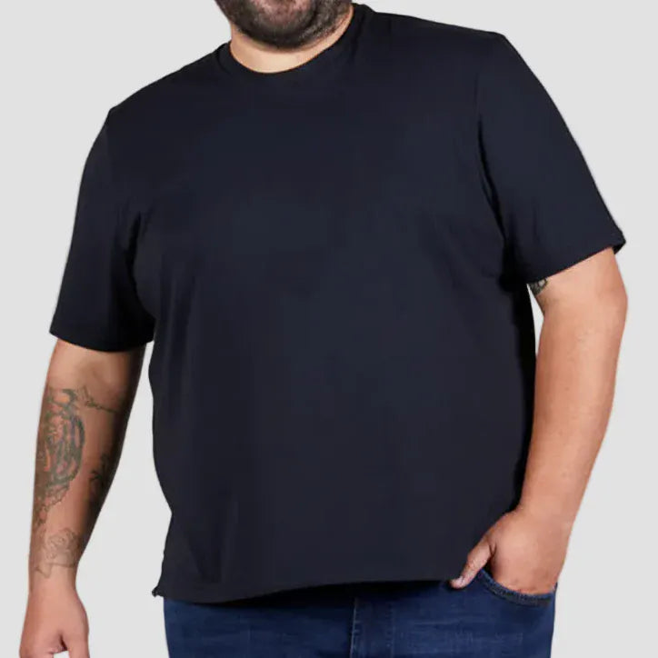 Pure cotton black Sorrento tee by Rembrandt with an original fit that sits naturally on the body.