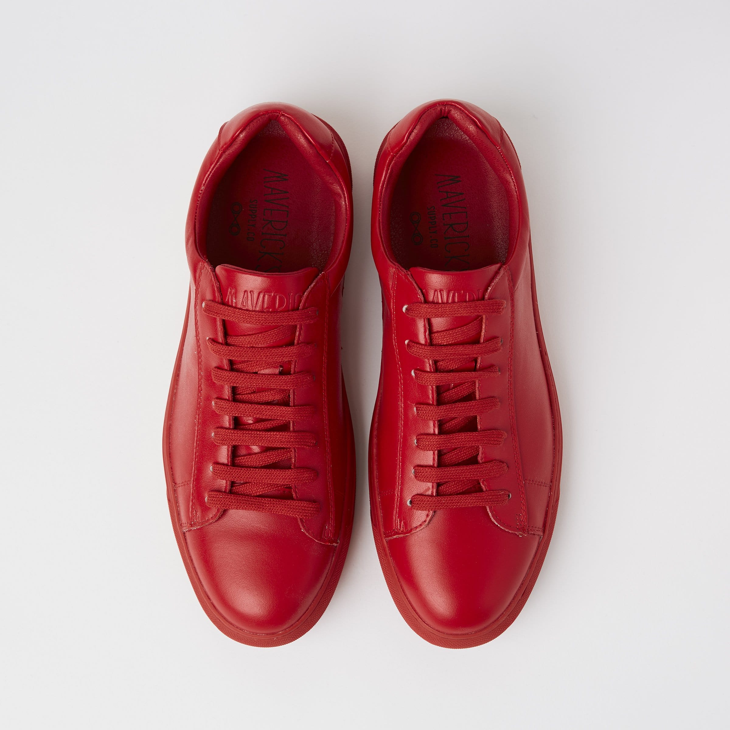 mavericks red mens leather sneakers