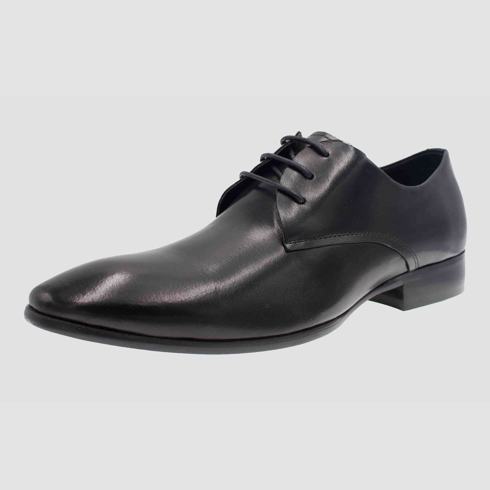 a side view of the martino carolus leather lace up shoe in black FM194B
