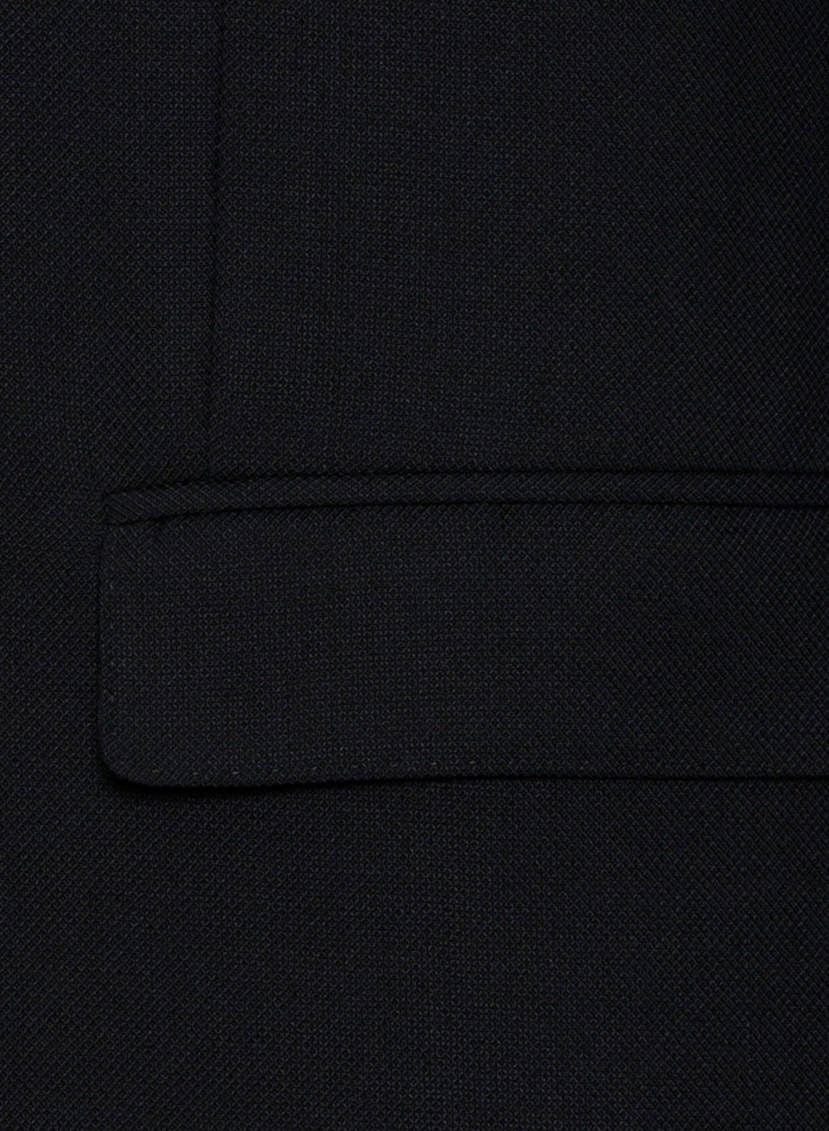 a close up view of the pocket detail on the cambridge classic fit unit sports jacket in navy FCD012