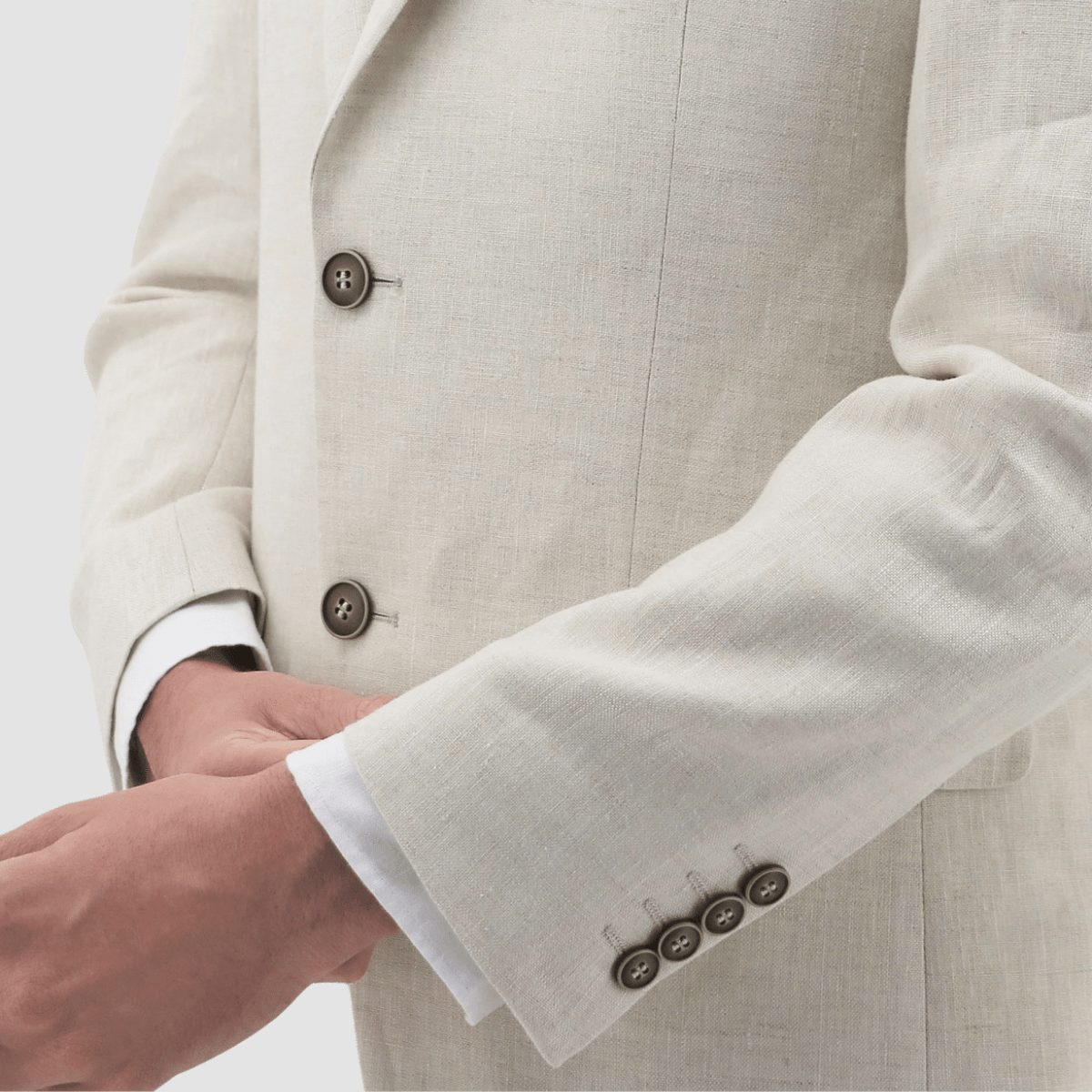 Daniel Hechter’s sand Shape linen suit.