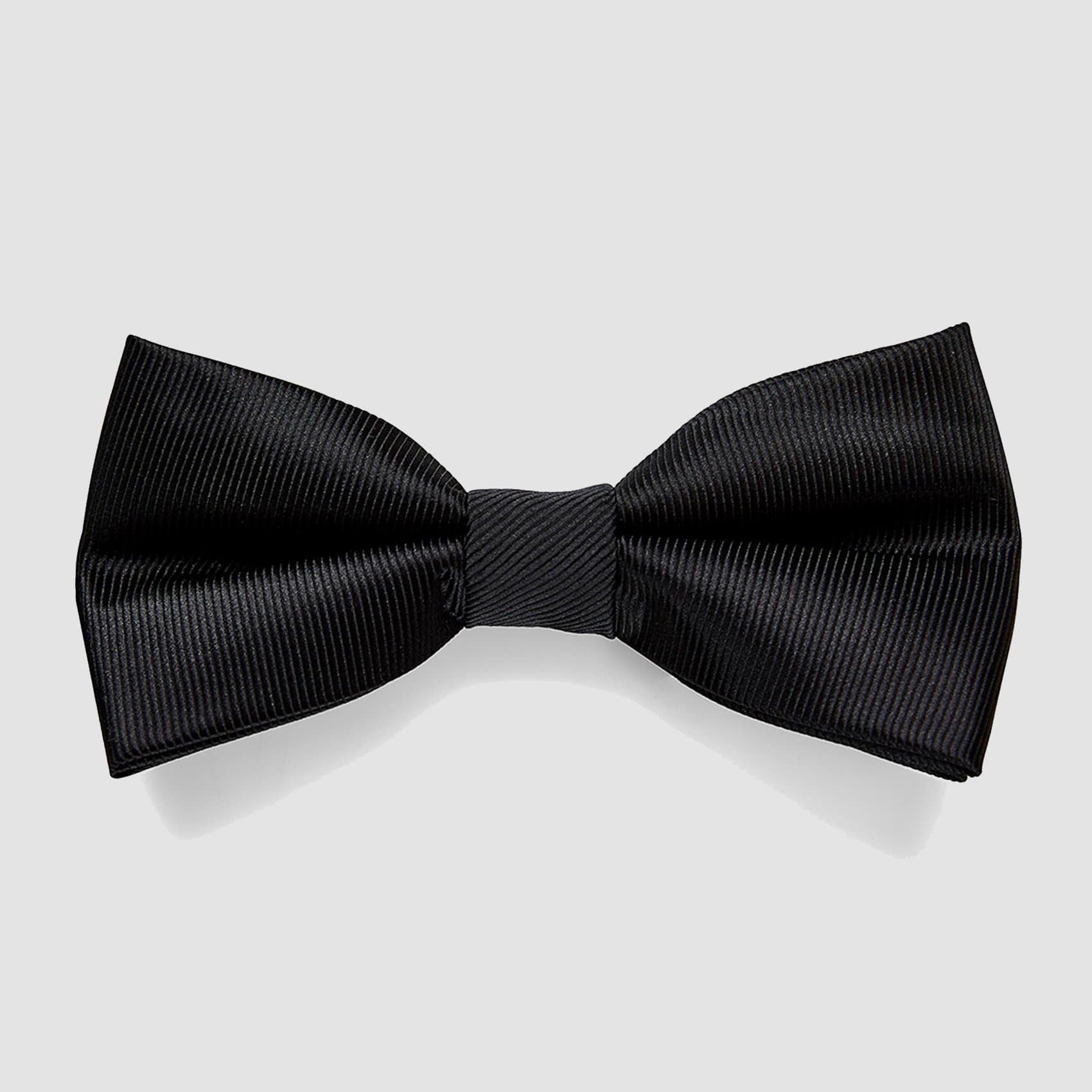 a black grosgrain fabric bow tie by gibson suits
