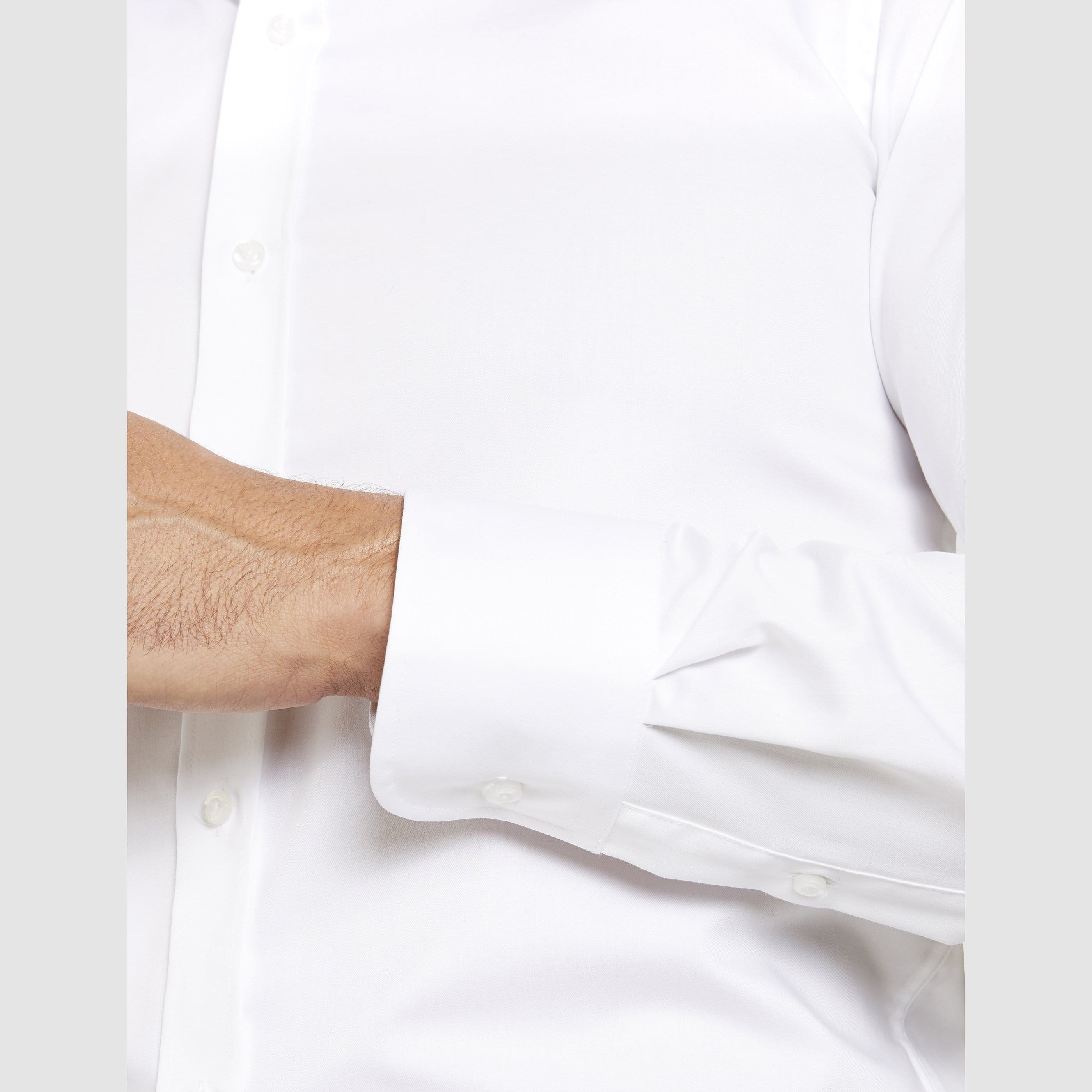 the single cuff on the front view of the studio italia slim fit spencer business shirt ST-01 single cuff