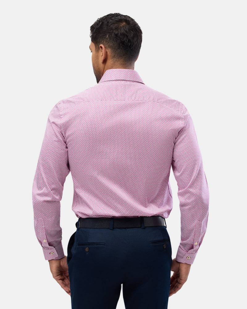 Brooksfield slim fit luxe business shirt in dark pink