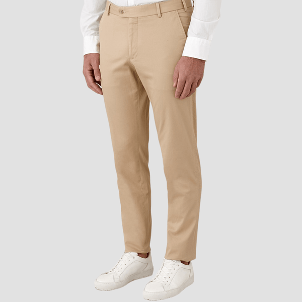 Cambridge Slim Fit Gerrard Chino Pant in Sand