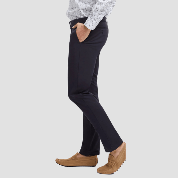 Howard Hudson Tailored Fit Brunswick Chino in Navy
