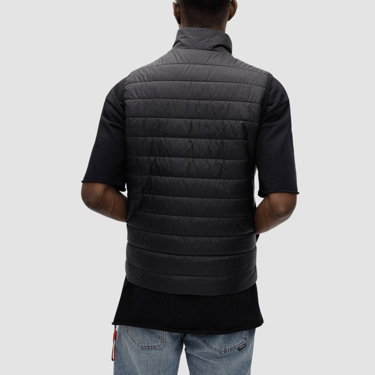 Hugo Boss Bentino2221 Water Repellent Padded Vest in Black