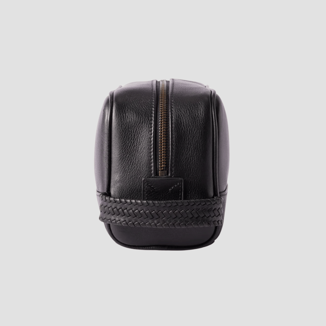 R.M. Williams Farrier Signature Washbag in Black Leather - In Store Only