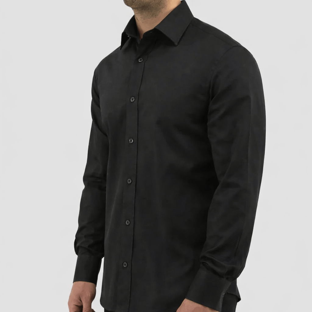 Boston’s Liberty black business shirt in a modern slim fit with classic collar and tailored darts.