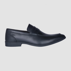 Side view of the Ferracini Calvin Mens Leather Slip On Shoe In Black