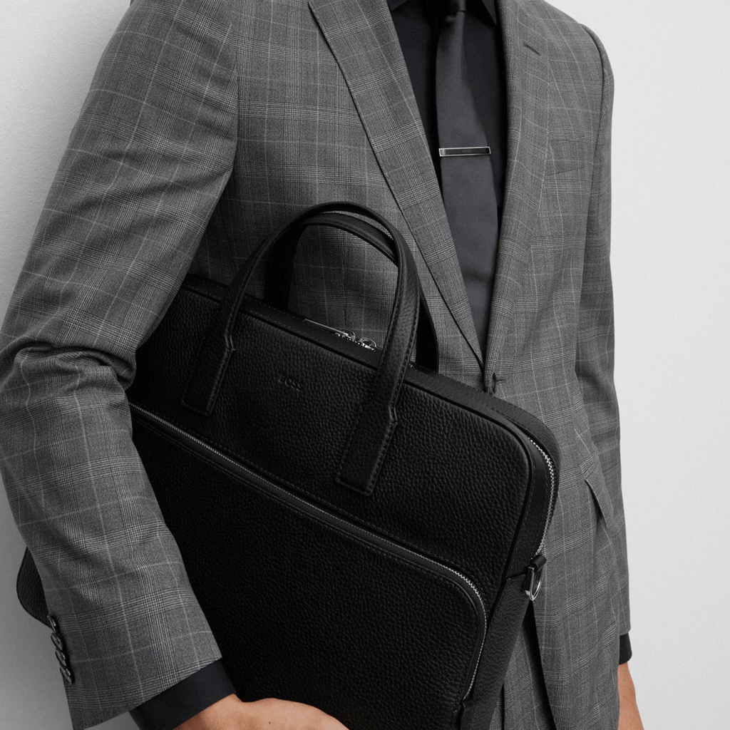 Hugo Boss Crosstown Leather Document Case in Black – Mens Suit
