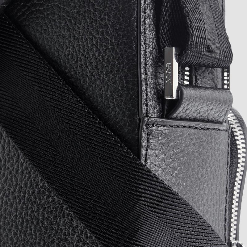 Hugo boss shoulder discount bag mens leather