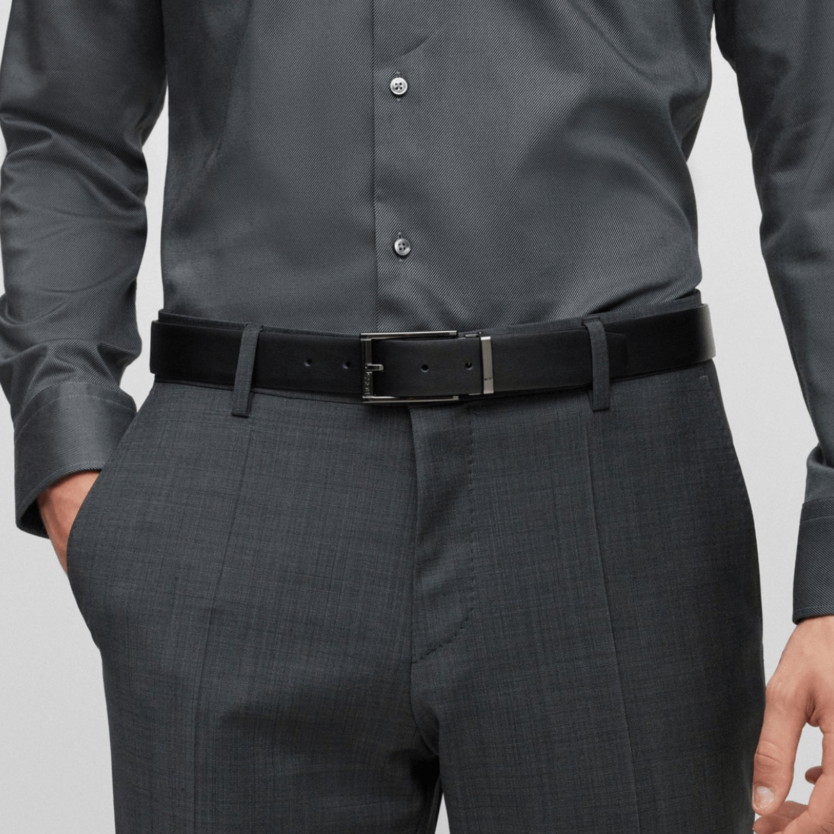 Hugo Boss Omarosyn Mens Leather Belt in Black