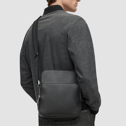 Hugo boss 2025 reporter bag