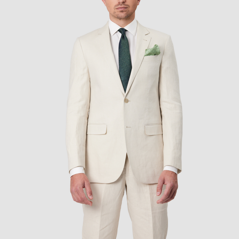 Closer look at the front details of the Savile Row Tailored Fit Mens Abram Linen Suit in Beige