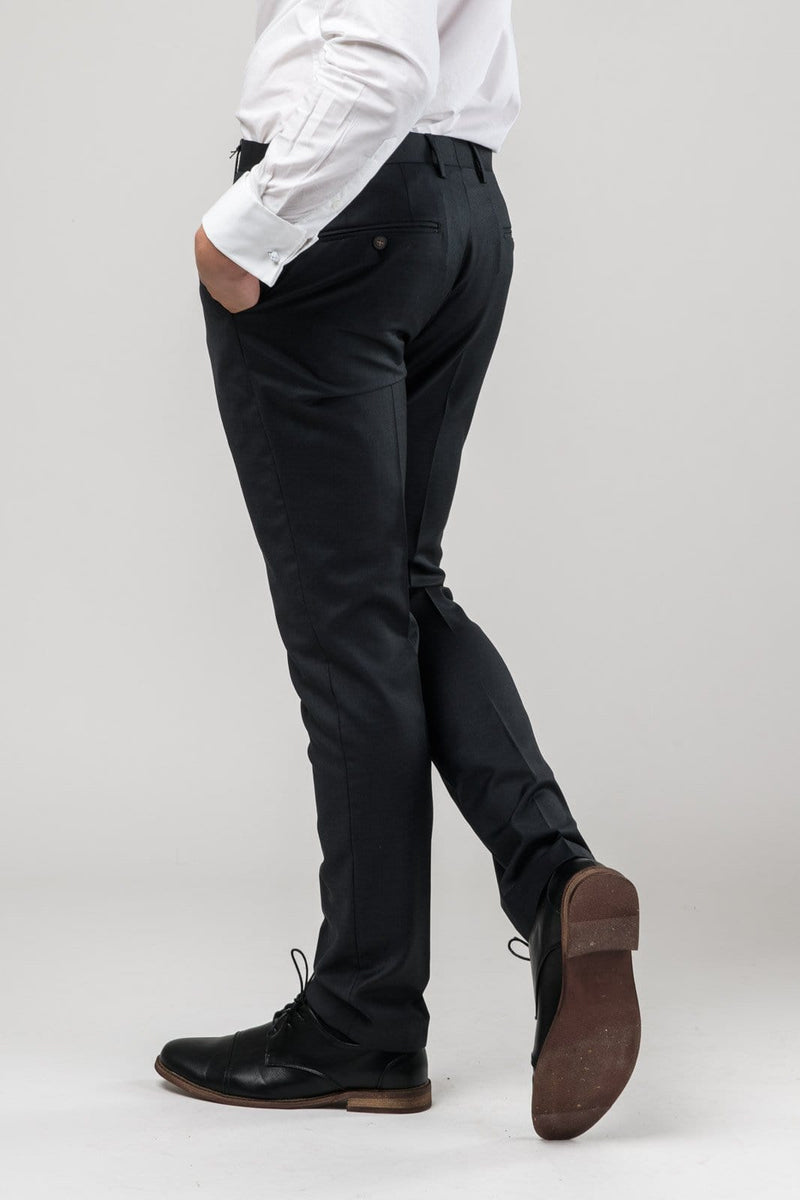 a reverse view of the Aston slim fit moores trouser in charcoal A029301T-NL including the rear hip pocket detail