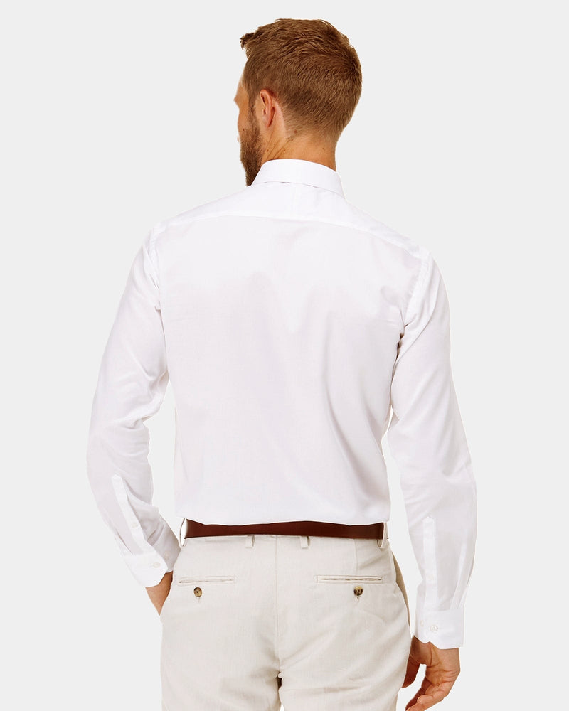 the back view of the brooksfield mens dress shirt