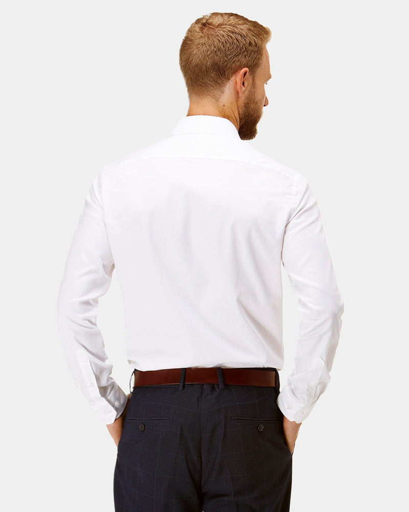 the back of the brooksfield classic fit staple mens shirt in white BFC911