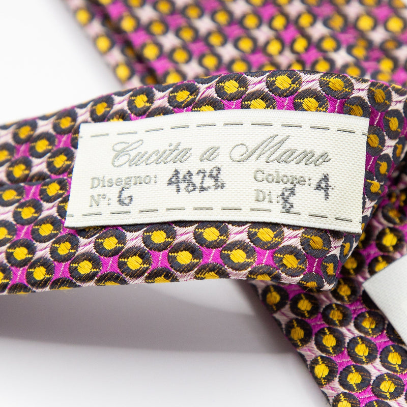 Mens Italian Geometric Silk Neck Tie in Gold and Fuschia