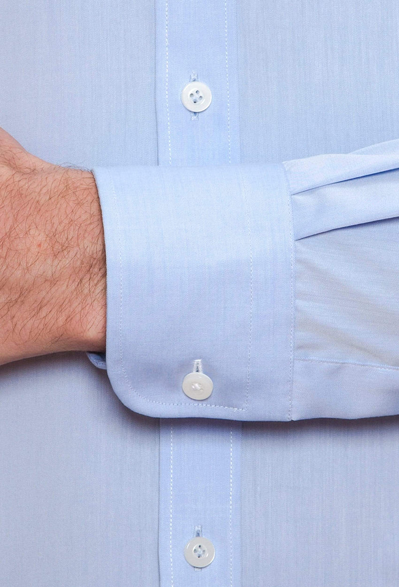 A close up view of the cuff detail on the Joe Black slim fit pioneer shirt in sky blue cotton FCE256