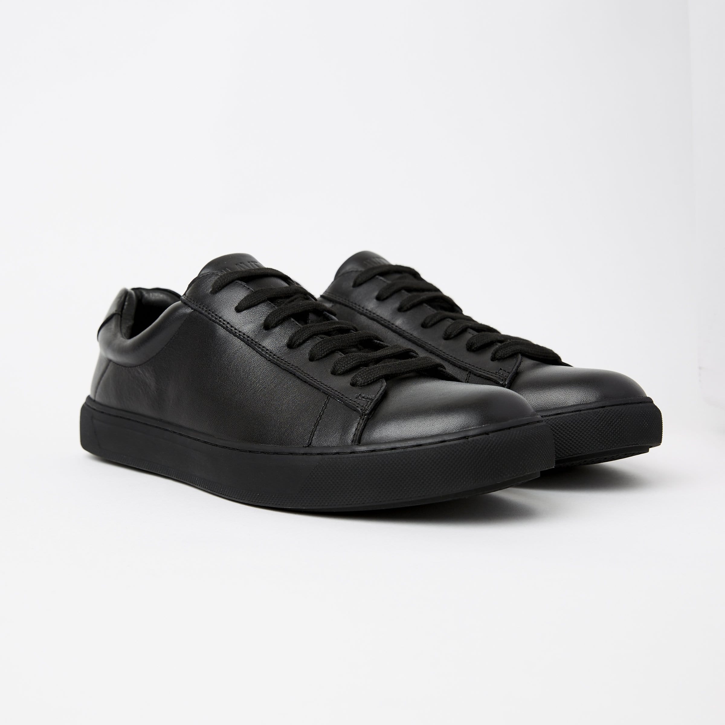 the mavericks cooper black mens sneaker