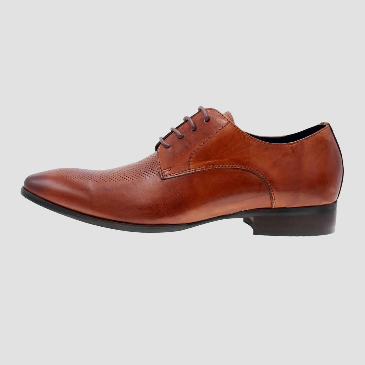 a side on view of the Martino Carolus buffalo lace up leather shoe in dark tan FM192M