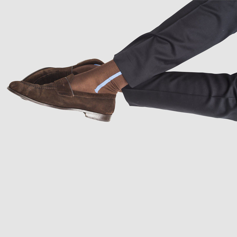 a man wearing mercerized cotton socks in brown 2