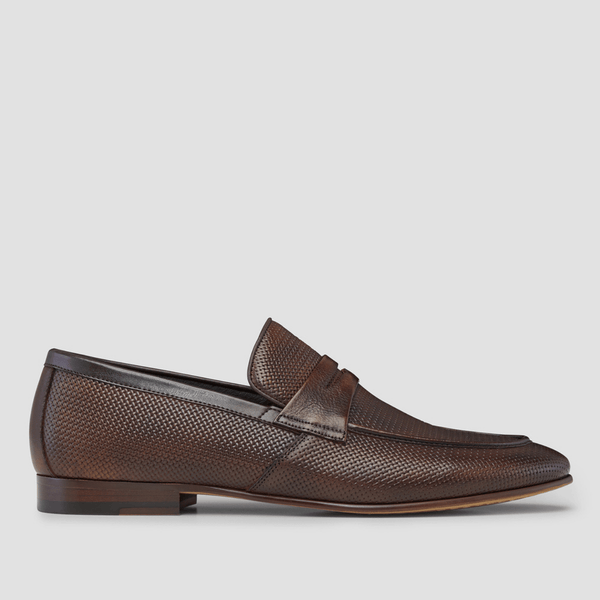 a side view of the aquila cavarra mens leather loafer in tan with crosshatch leather design all over