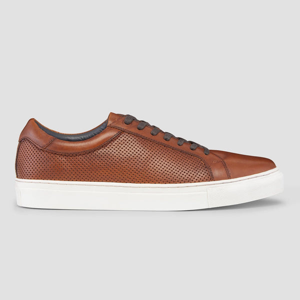 the aquila smith mens leather sneaker in tan