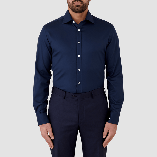 front view of the mens classic fit navy bentleigh shirt FCP250