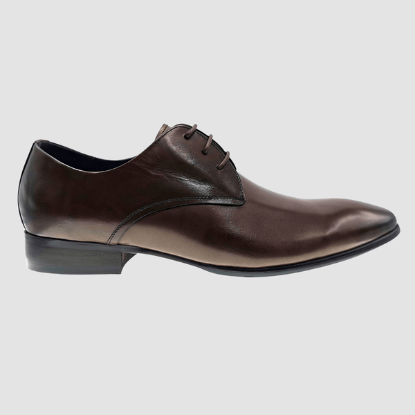 mens brown leather dress shoe a great smooth leather lace up shoe for business or events
