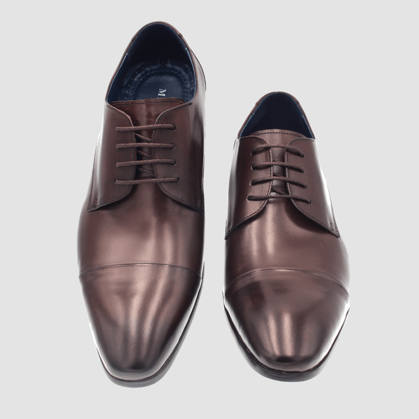 top view of the martino carolus mens brown leather shoe with brown laces