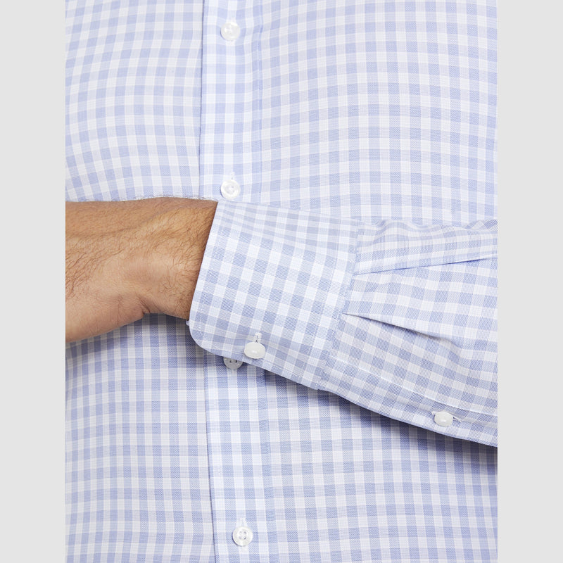 showing the close up detail of the single cuff on the studio italia slim fit conran shirt in blue and white check ST-15
